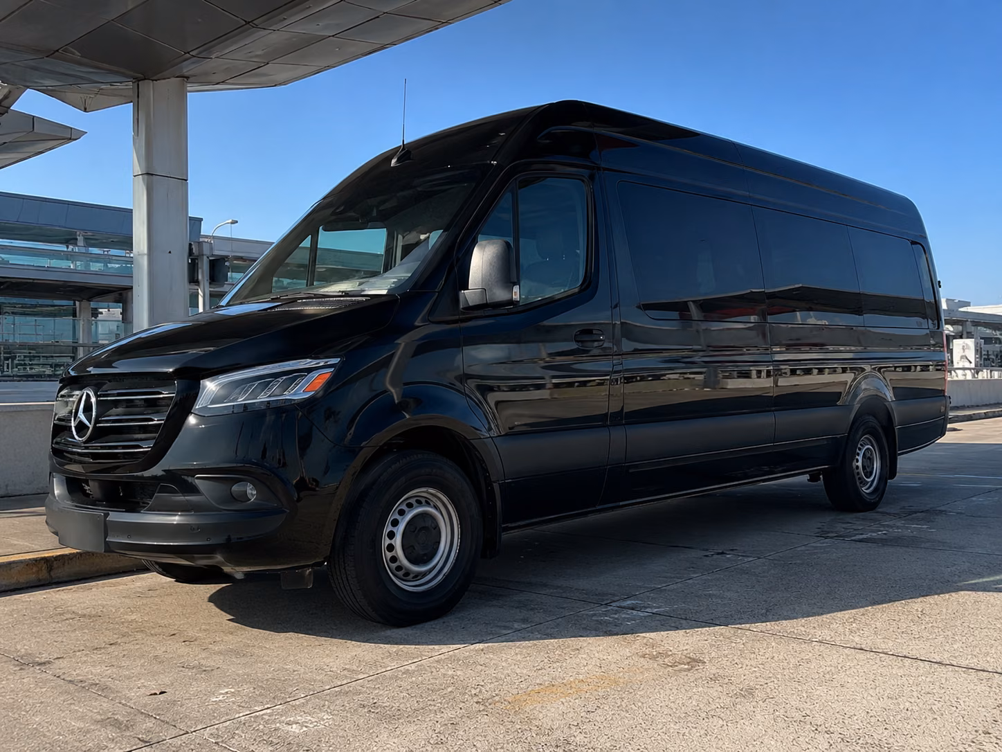 guest shuttles to bernardo winery and wedding venues around san diego