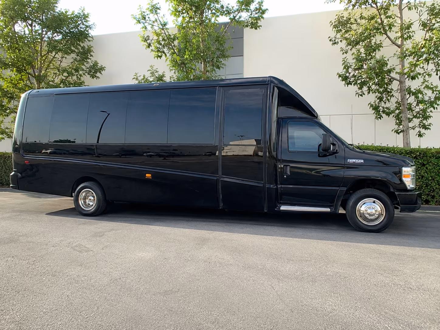 wine event transportation from san diego to wilson creek winery vineyards